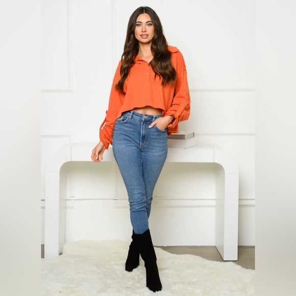 Tops - WOMEN'S LONG BELL SLEEVE COLLAR BUTTONS DETAILED TOP - IN RUSTY